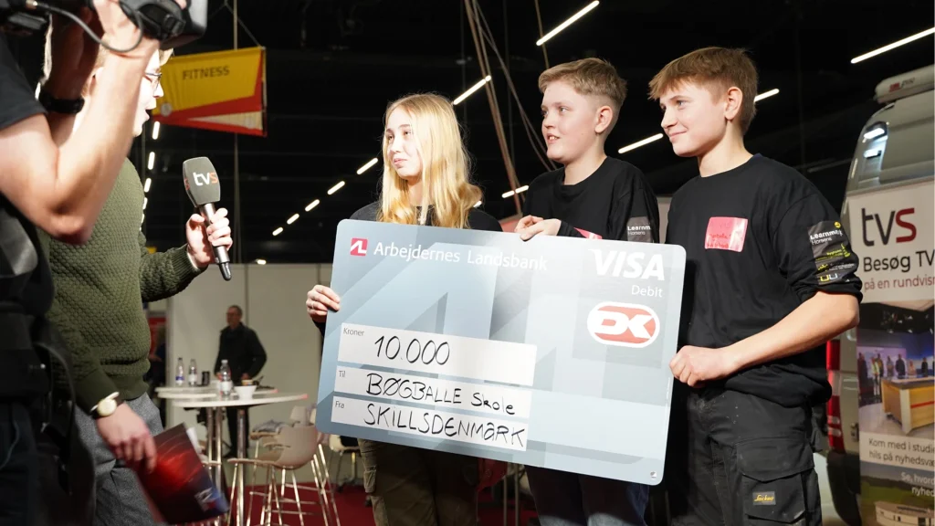 Jonas Helmuth i værkstedet